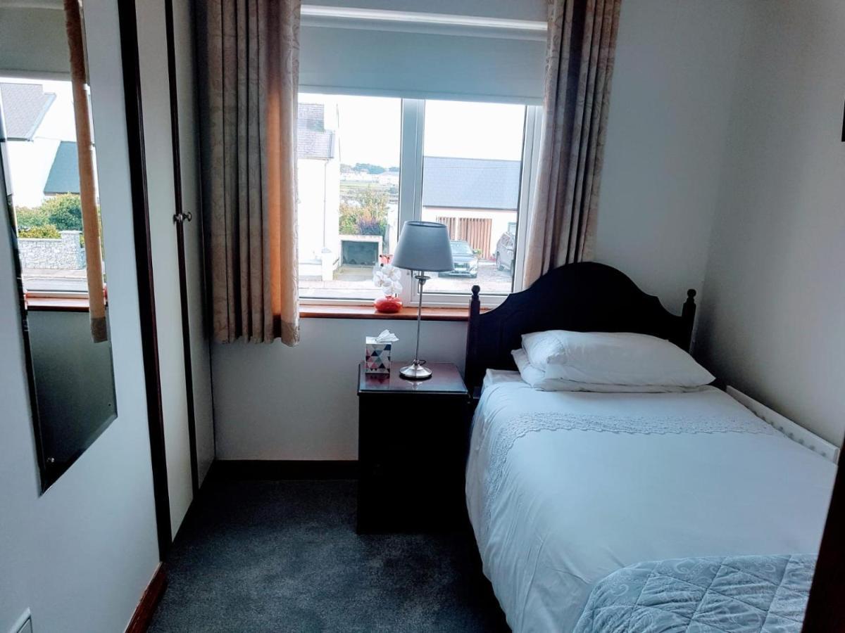 Asgard Guest House غالواي المظهر الخارجي الصورة